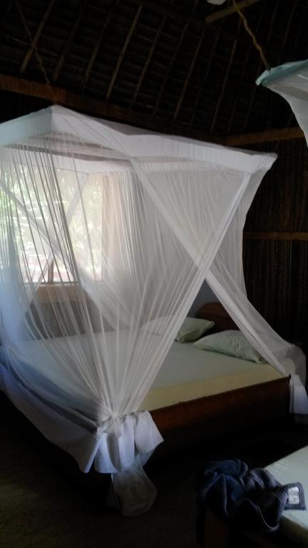 Zanzibar Rock Hotel Экстерьер фото